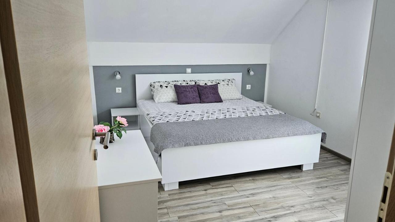 Apartment Andrea Smoljanac Luaran gambar